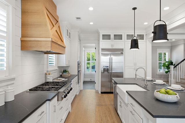 536 Lesesne Street, Charleston, SC 29492