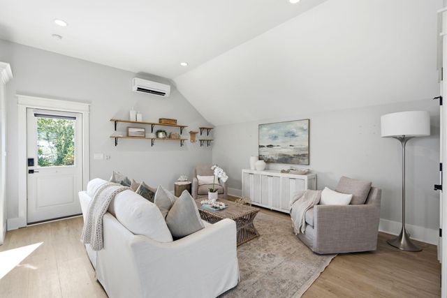 536 Lesesne Street, Charleston, SC 29492