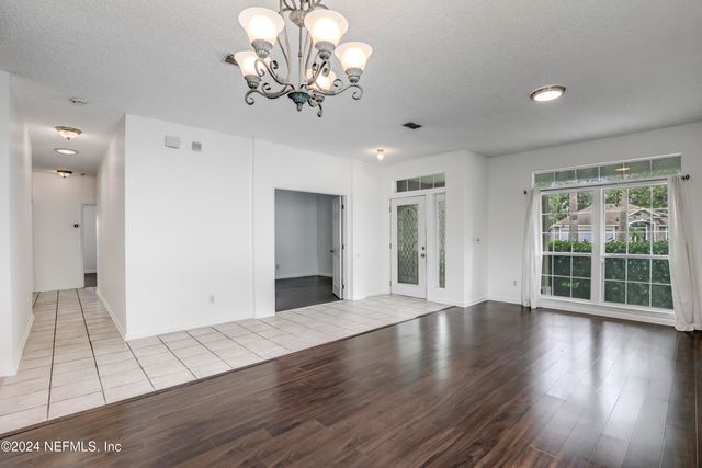 4232 RIPKEN Circle E, Jacksonville, FL 32224