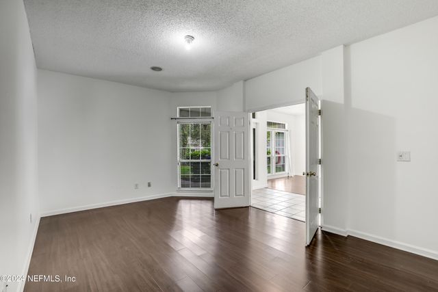 4232 RIPKEN Circle E, Jacksonville, FL 32224