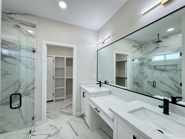 8104 N 50th Street, Mcallen, TX 78504