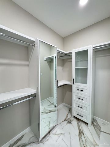 8104 N 50th Street, Mcallen, TX 78504