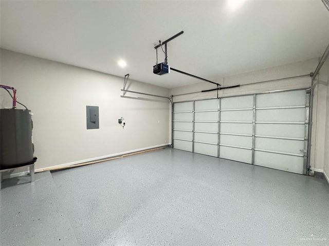 8104 N 50th Street, Mcallen, TX 78504