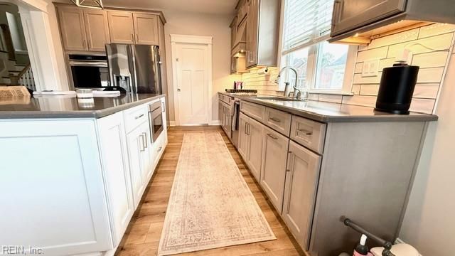 808 Greenfield LN, Chesapeake, VA 23322