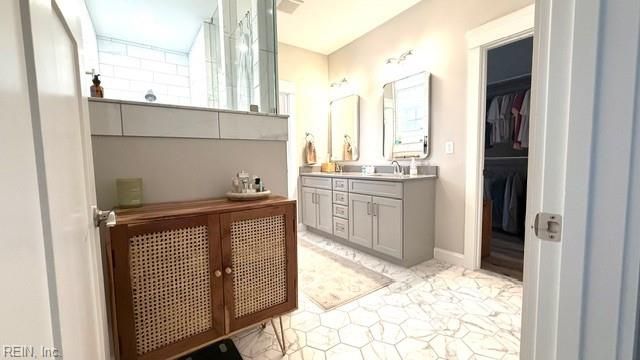 808 Greenfield LN, Chesapeake, VA 23322