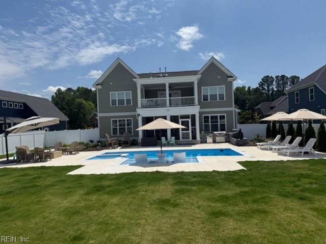 808 Greenfield LN, Chesapeake, VA 23322