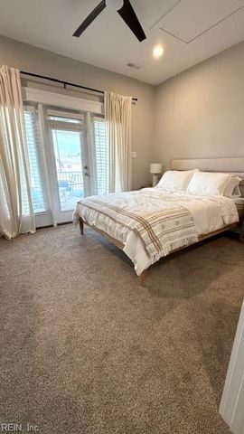 808 Greenfield LN, Chesapeake, VA 23322