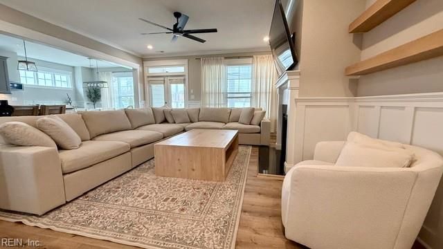 808 Greenfield LN, Chesapeake, VA 23322