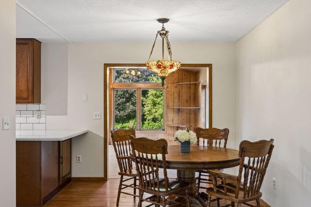818 Pine Tree Trail, Stillwater, MN 55082