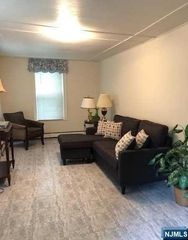63 Manchester Avenue C, North Haledon, NJ 07508