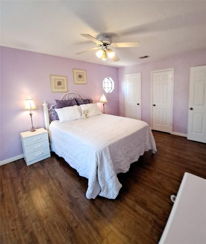 16405 Smith Street, Jersey Village, TX 77040