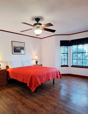 16405 Smith Street, Jersey Village, TX 77040