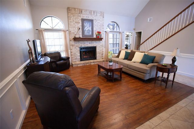 16405 Smith Street, Jersey Village, TX 77040