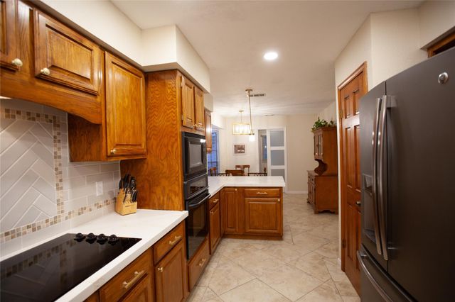 16405 Smith Street, Jersey Village, TX 77040