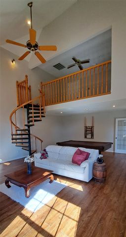 16405 Smith Street, Jersey Village, TX 77040