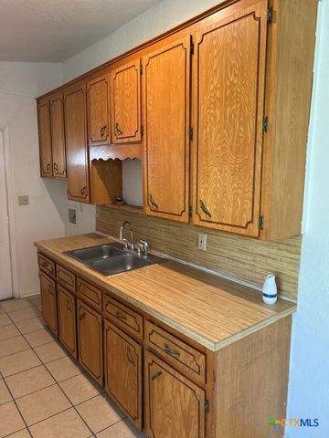 905 Evergreen Drive, Killeen, TX 76541