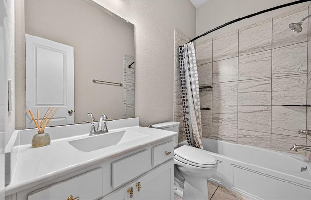 2134 Bluegrass Lane, Rosenberg, TX 77469