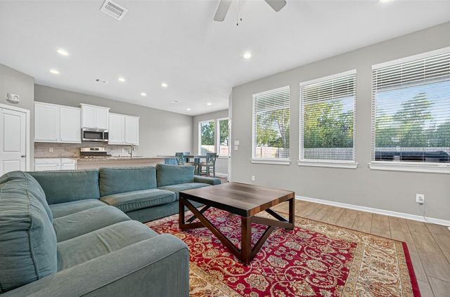 2134 Bluegrass Lane, Rosenberg, TX 77469