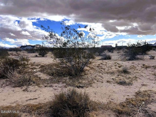 20642 Fenmore Drive, California City, CA 93505