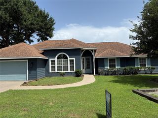 210 Bluff Drive, Livingston, TX 77351