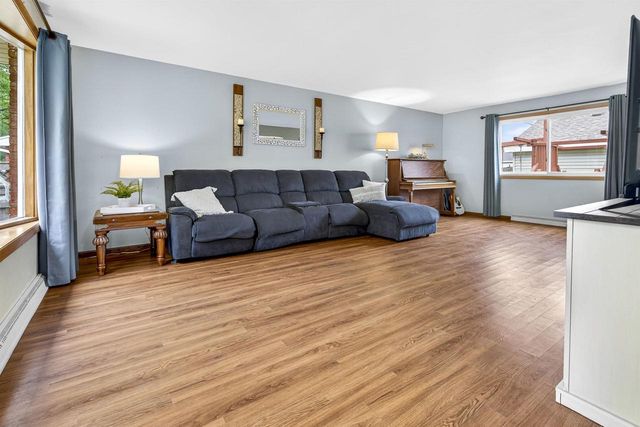 2615 N UNION STREET, Appleton, WI 54911