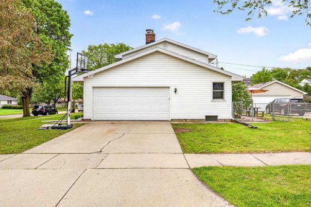 2615 N UNION STREET, Appleton, WI 54911