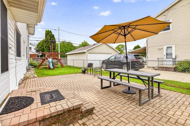 2615 N UNION STREET, Appleton, WI 54911