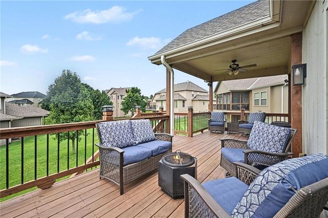 9000 N Seymour Avenue, Kansas City, MO 64153