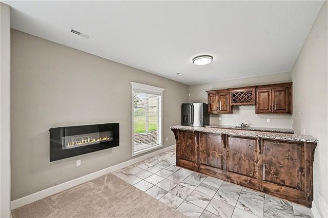 9000 N Seymour Avenue, Kansas City, MO 64153
