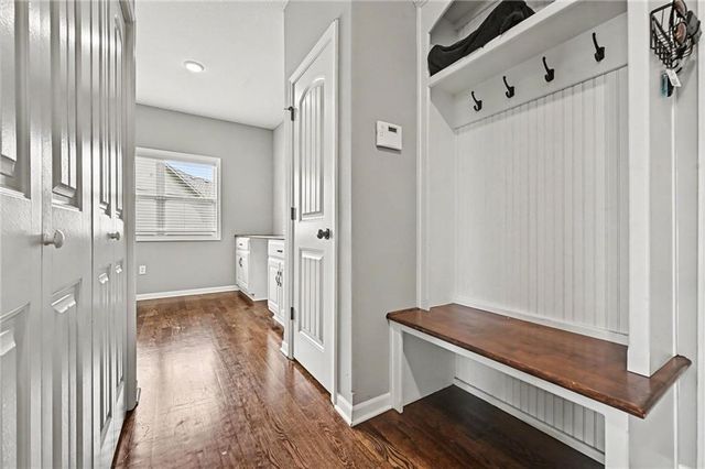 9000 N Seymour Avenue, Kansas City, MO 64153