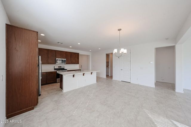 14831 W COTTONTAIL Lane, Surprise, AZ 85387