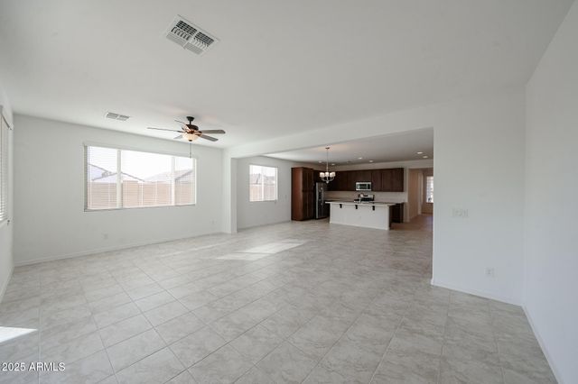 14831 W COTTONTAIL Lane, Surprise, AZ 85387