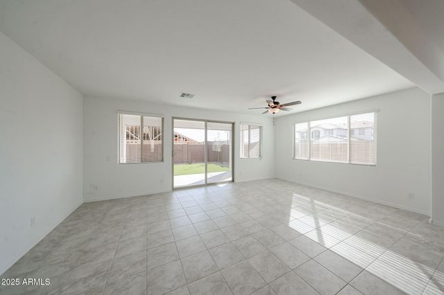 14831 W COTTONTAIL Lane, Surprise, AZ 85387