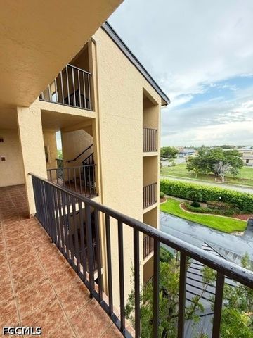 4703 SE 17 PL 402, Cape Coral, FL 33904