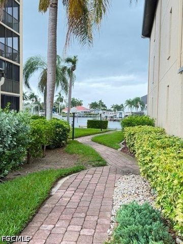 4703 SE 17 PL 402, Cape Coral, FL 33904