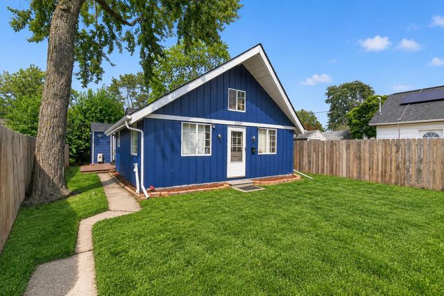 21929 Rosedale Street, Saint Clair Shores, MI 48080