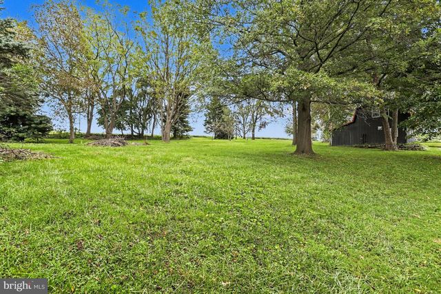 4545 E PROSPECT RD, York, PA 17406