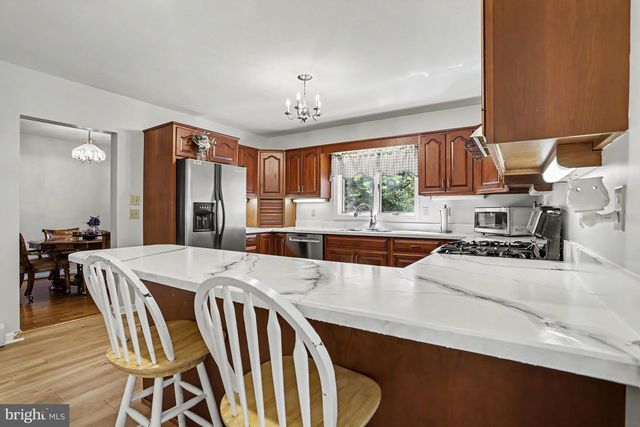 4545 E PROSPECT RD, York, PA 17406