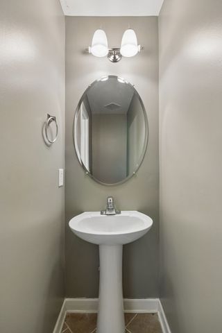 971 Clemmons Rd, Mount Juliet, TN 37122