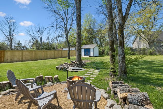 971 Clemmons Rd, Mount Juliet, TN 37122