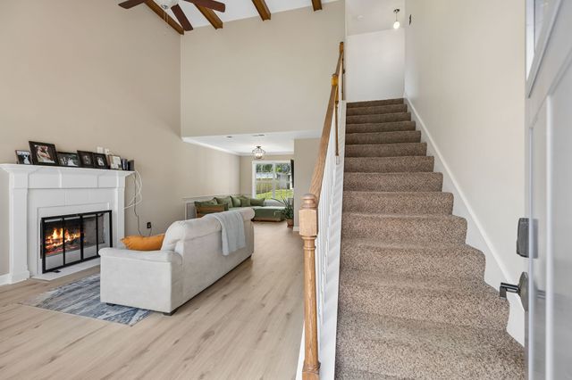 971 Clemmons Rd, Mount Juliet, TN 37122