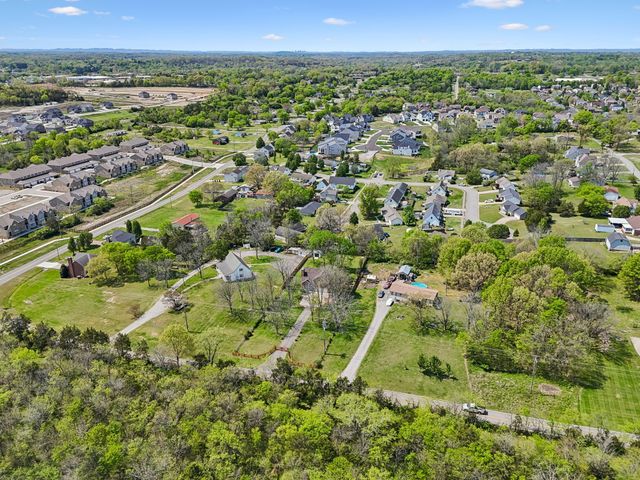 971 Clemmons Rd, Mount Juliet, TN 37122