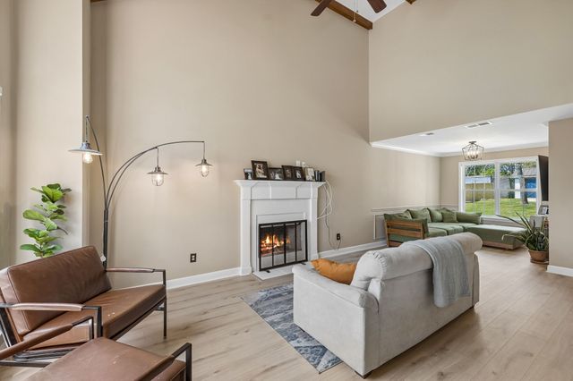 971 Clemmons Rd, Mount Juliet, TN 37122