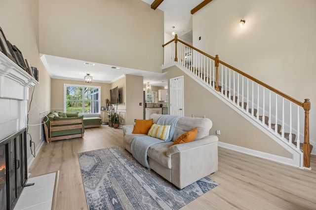 971 Clemmons Rd, Mount Juliet, TN 37122