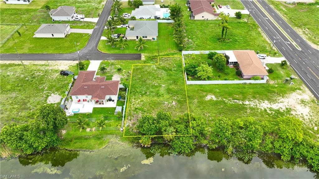 722 NE 12th ST, CAPE CORAL, FL 33909 — photo 4