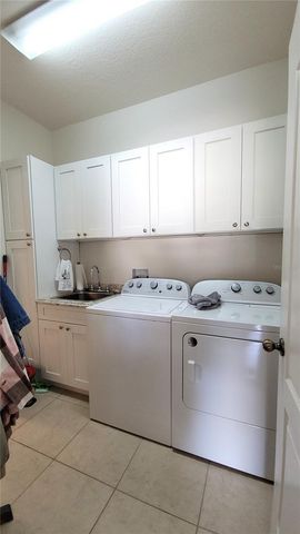 1564 BLUE GRASS BOULEVARD, Deland, FL 32724