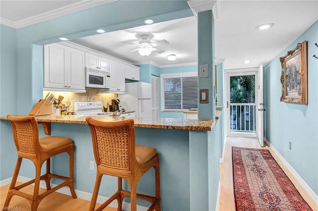 3041 Sandpiper Bay CIR H201, Naples, FL 34112