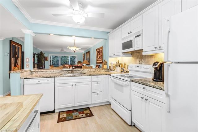 3041 Sandpiper Bay CIR H201, Naples, FL 34112