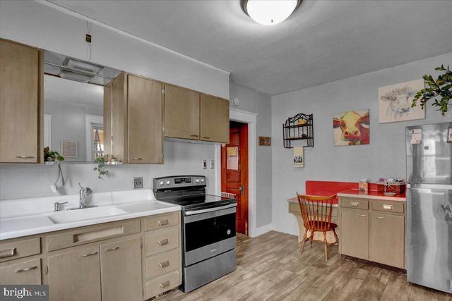 136 W ELM ST, Reading, PA 19607