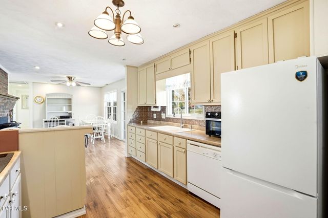 5420 Whitehouse Road, Greeneville, TN 37745